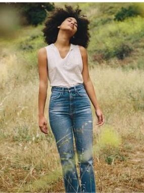 imogene + willie Straight Leg Jeans in Medium Blue Wash